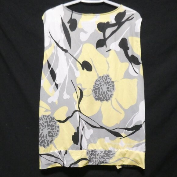 GEORGE PLUS | 3X | Gorgeous Floral Print Sleeveless Blouse - Picture 2 of 13